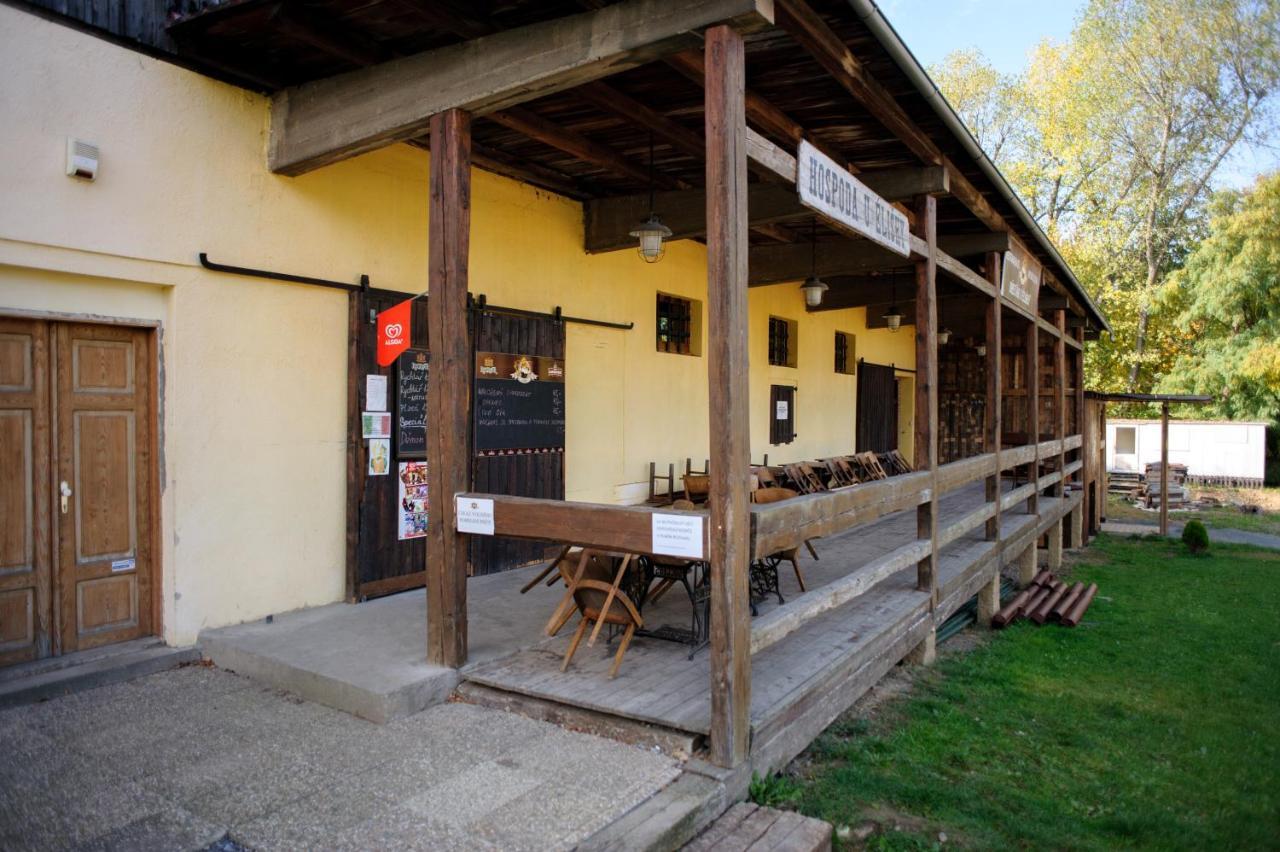 Drevak "U Elisky" Hotel Cisovice Exterior foto